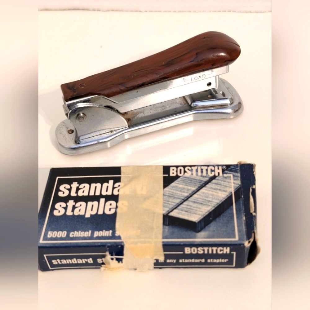 Vintage Ace Cadet Liftop Stapler Model 302 Marbelized Brown w/Chrome‎